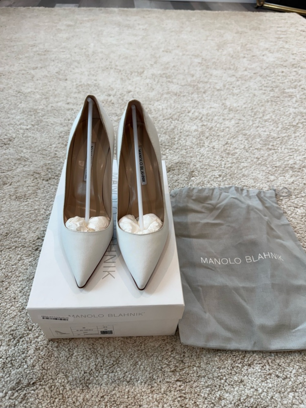 Manolo Blahnik Crepdechine Pumps - Picture 7 of 15
